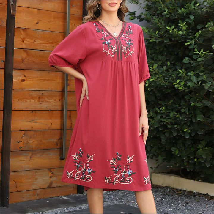 Robe mi-longue en coton à manches longues et broderie ethnique rétro rouge avec Buddha Stones