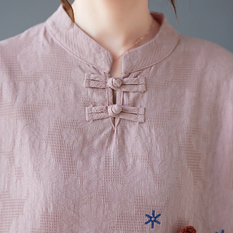 Chemise femme vintage d'été en coton et lin avec broderie florale stéréoscopique et manches trois-quarts et boutons grenouille - image 9
