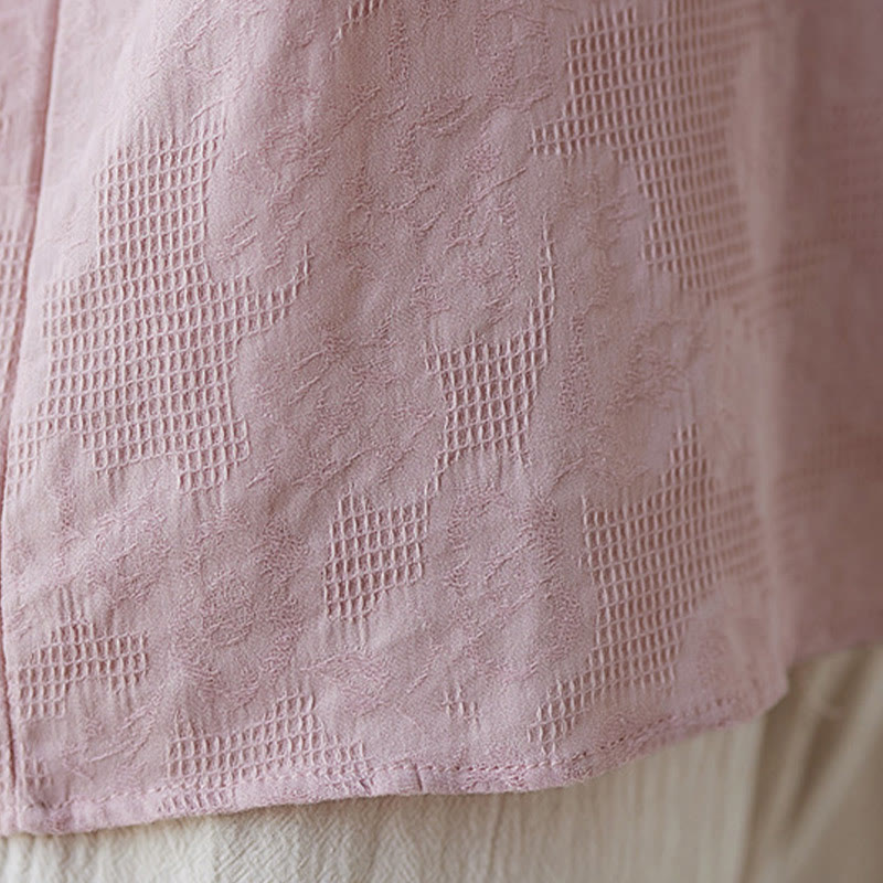 Chemise femme vintage d'été en coton et lin avec broderie florale stéréoscopique et manches trois-quarts et boutons grenouille - image 14