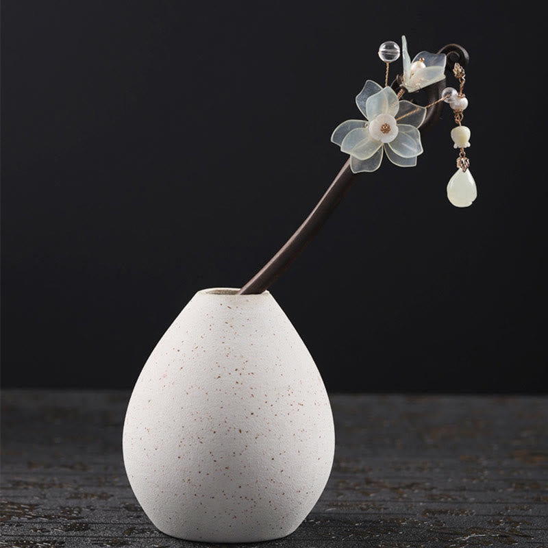 Épingle à cheveux en Buddha Stones, ébène, jade, coquillage, magnolia, pompon, bénédiction