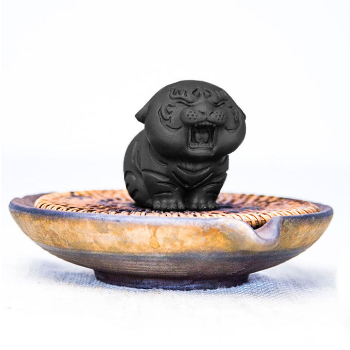 Statue de Buddha Stones en résine moulée en poudre de fer et rouille en forme de tigre mignon, décoration de la maison