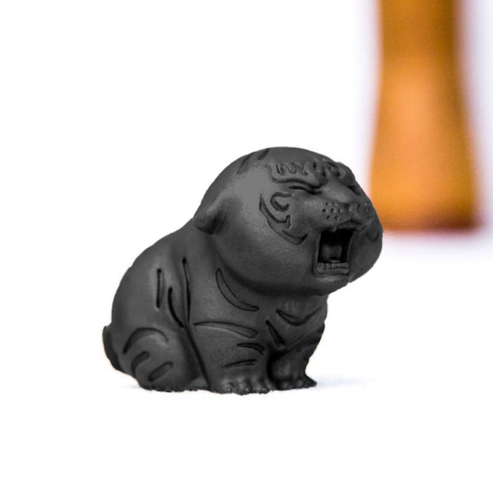 Statue de Buddha Stones en résine moulée en poudre de fer et rouille en forme de tigre mignon, décoration de la maison