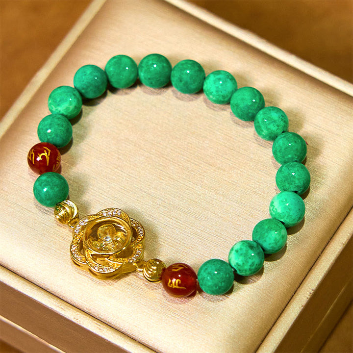 Bracelet de prospérité en jade naturel avec breloque cyclone Om Mani Padme Hum et Buddha Stones