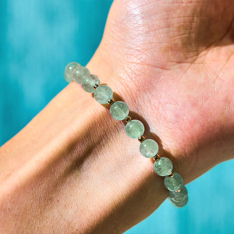 Bracelet d'amour avec breloque papillon en quartz fraise vert et quartz fraise naturel Buddha Stones