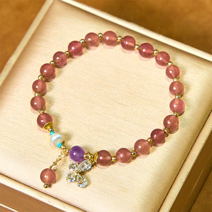 Bracelet d'amour avec breloque papillon en quartz fraise vert et quartz fraise naturel Buddha Stones
