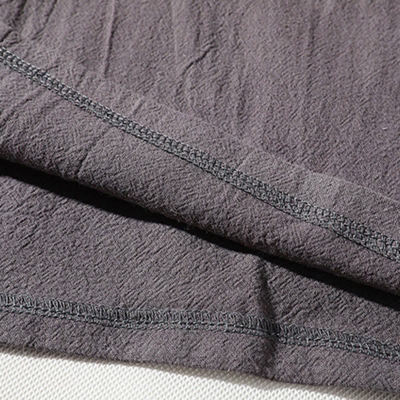 Ensemble de vêtements de méditation pour homme Buddha Stones (2 pièces) : T-shirt uni à col cranté, short large à poches. - image 11