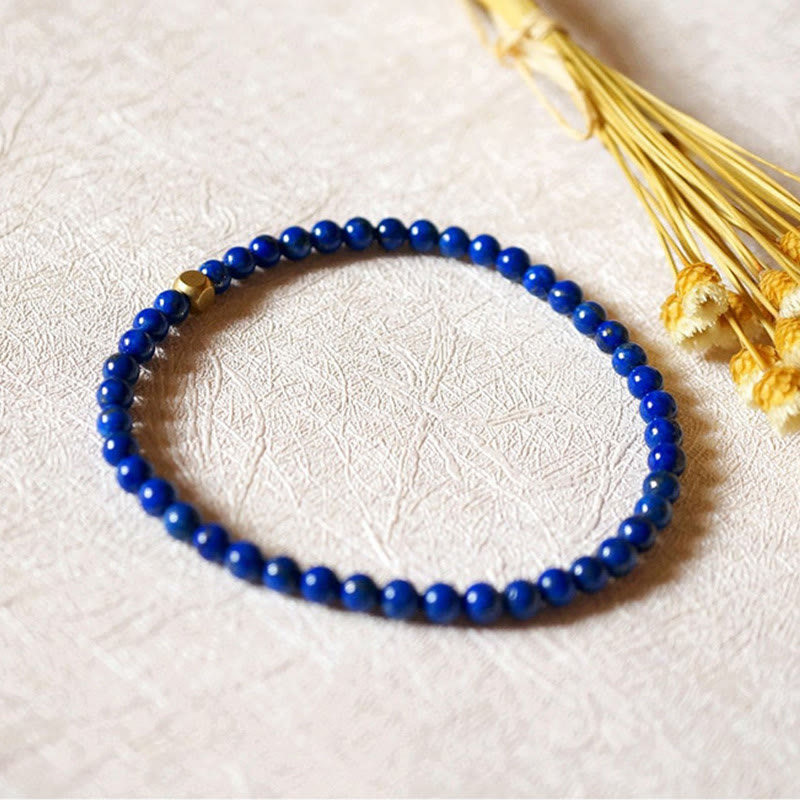 Bracelet de soins personnels ultra-fin en perles de lazurite de 4 mm de Buddha Stones