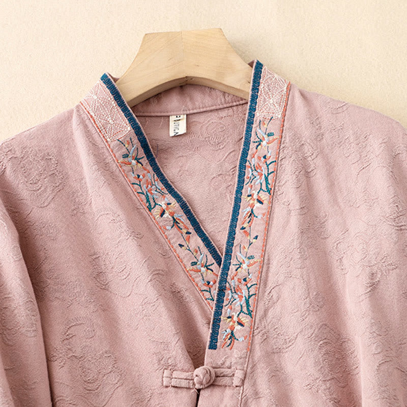 Chemise femme en coton à manches longues et boutons grenouille, motif fleurs brodées de Buddha Stones - image 4