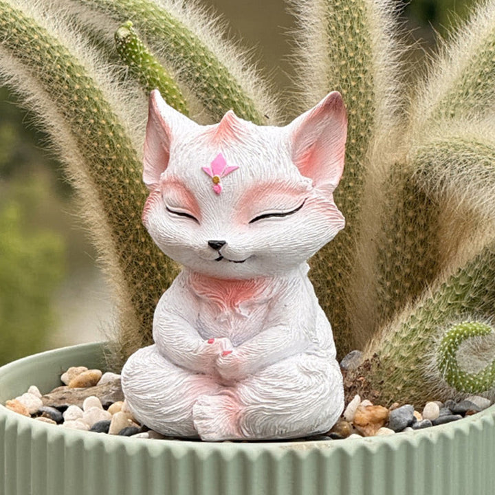 Buddha Stones Petit Renard à Neuf Queues Assis Protection Résine Décoration de la Maison - Renard à neuf queues 10*6*6cm - image 0
