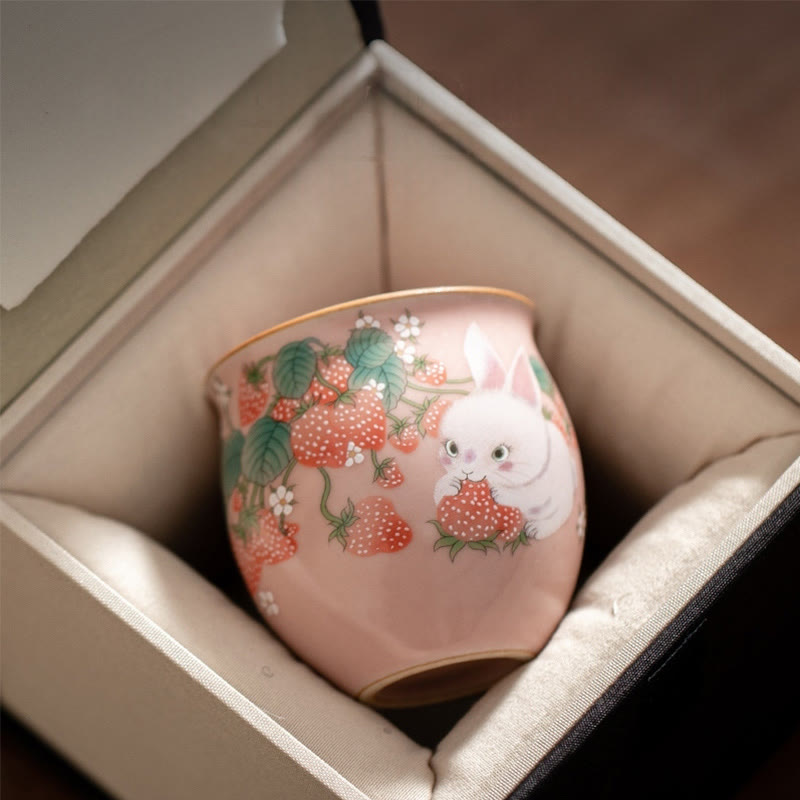 Petite tasse à thé Kung Fu 90 ml avec motif fraise et lapin Buddha Stones, coffret cadeau