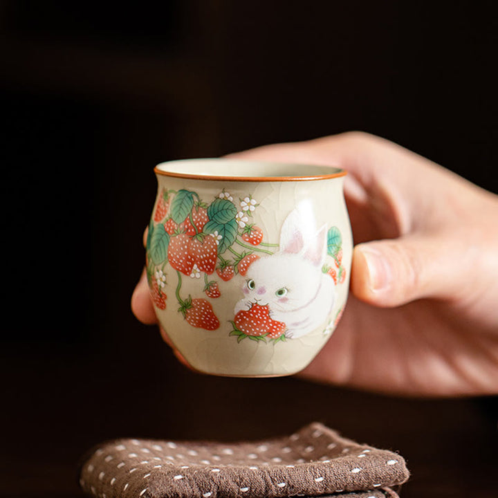 Petite tasse à thé Kung Fu 90 ml avec motif fraise et lapin Buddha Stones, coffret cadeau