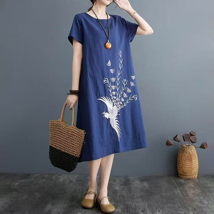 Robe mi-longue d'été en coton et lin à manches courtes avec imprimé Buddha Stones et motif phénix - image 5