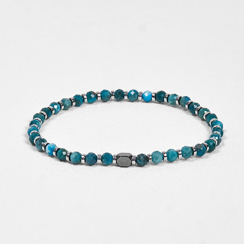 Bracelet de communication en apatite et hématite avec Buddha Stones