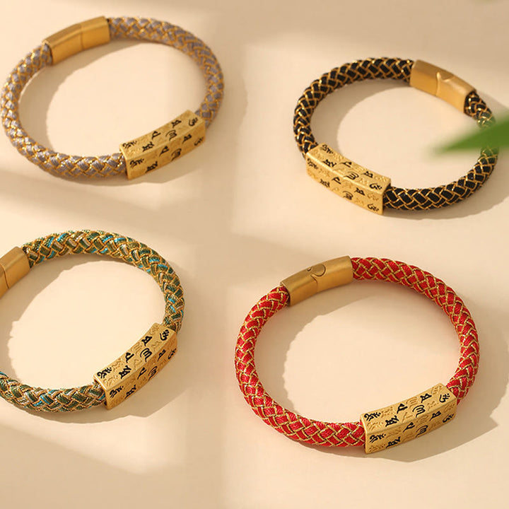 Bracelet tibétain en Buddha Stones , Om Mani Padme Hum, corde de différentes couleurs, fil d'or, nœud en diamant, boucle porte-bonheur