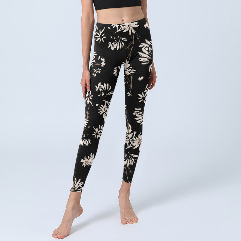 Leggings de sport à imprimé pétales noirs et blancs avec Buddha Stones pour femme - image 6