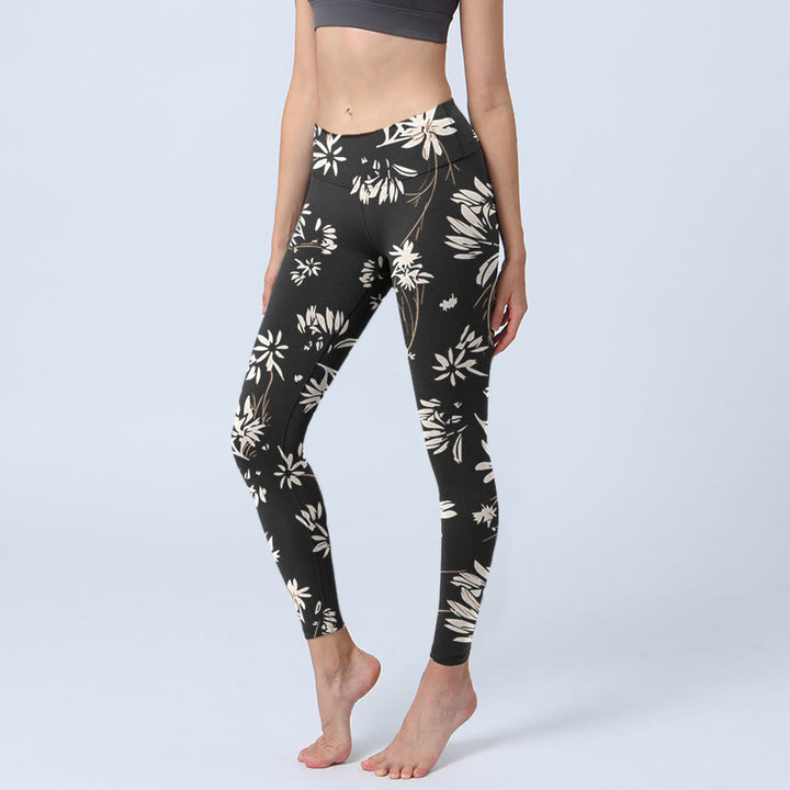 Leggings de sport à imprimé pétales noirs et blancs avec Buddha Stones pour femme - Noir - US18，UK/AU22，EU50 (4XL) - image 1