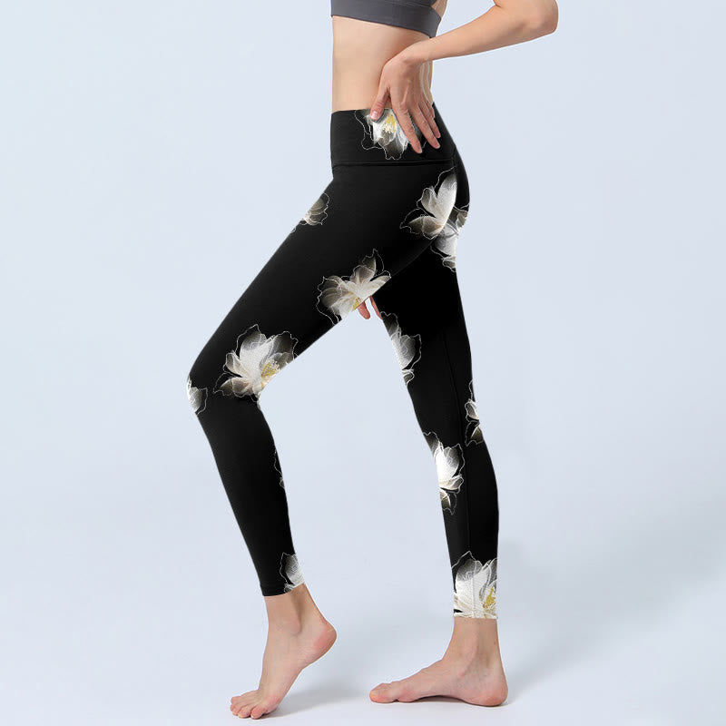 Leggings de sport à imprimé pétales de lotus noirs et blancs avec Buddha Stones , pantalons de yoga pour femmes - image 2