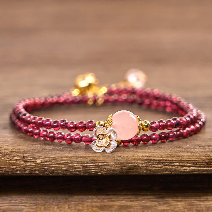 Bracelet double tour en Buddha Stones, fleur naturelle, grenat, cristal rose, calme