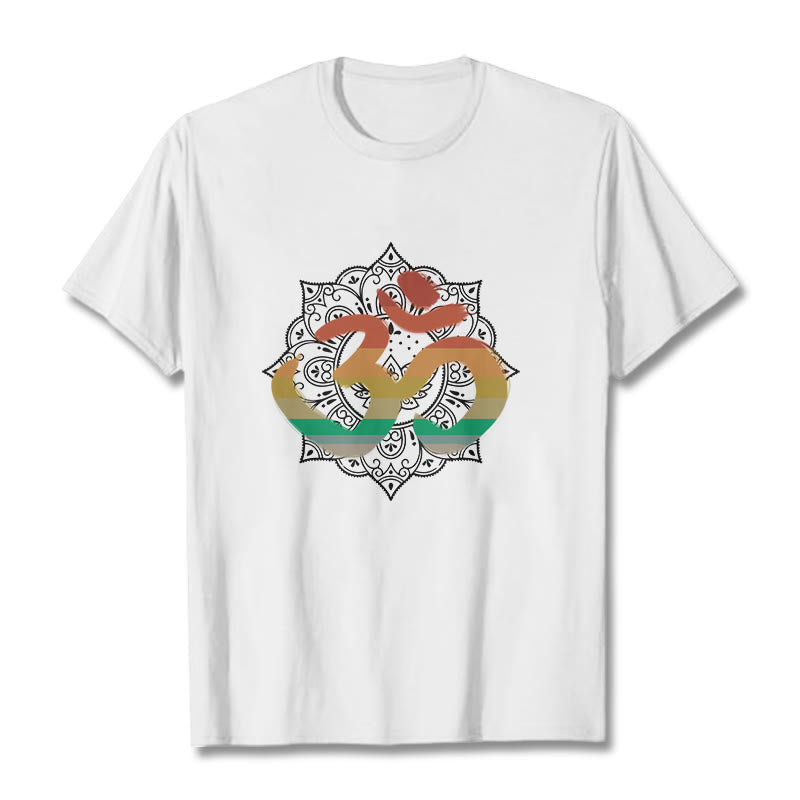 T-shirt en coton avec motif de mandala sanskrit et Buddha Stones dégradées de couleurs - Blanc - 2XL - image 3