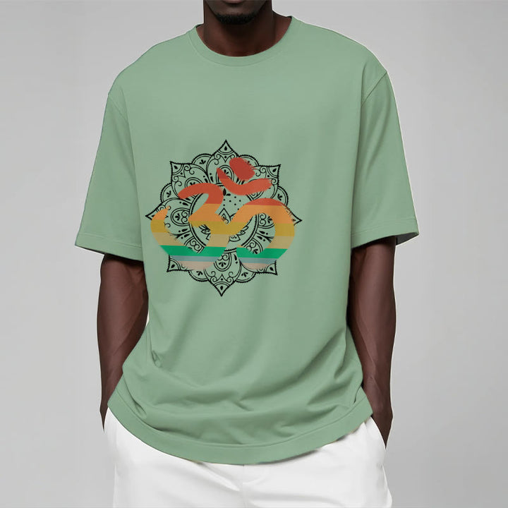T-shirt en coton avec motif de mandala sanskrit et Buddha Stones dégradées de couleurs - image 16