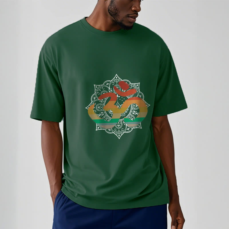 T-shirt en coton avec motif de mandala sanskrit et Buddha Stones dégradées de couleurs - image 2