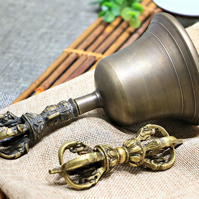 Ensemble de 2 Buddha Stones de méditation tibétaines faites à la main et de décorations en cuivre Vajra Dorje
