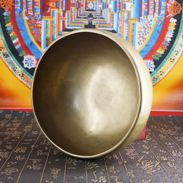 Buddha Stones Bol chantant doré népalais fait main, design simple, pour la guérison et la méditation. Ensemble de bols sonores - image 15