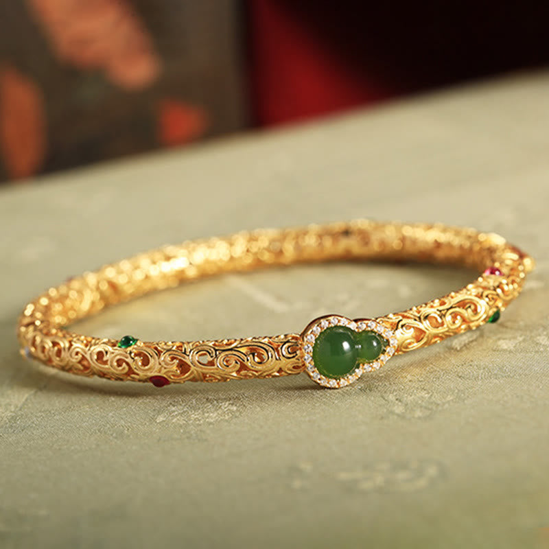 Bracelet porte-bonheur en Buddha Stones , jade cyan, cuivre plaqué or, nuages de bon augure, gourde