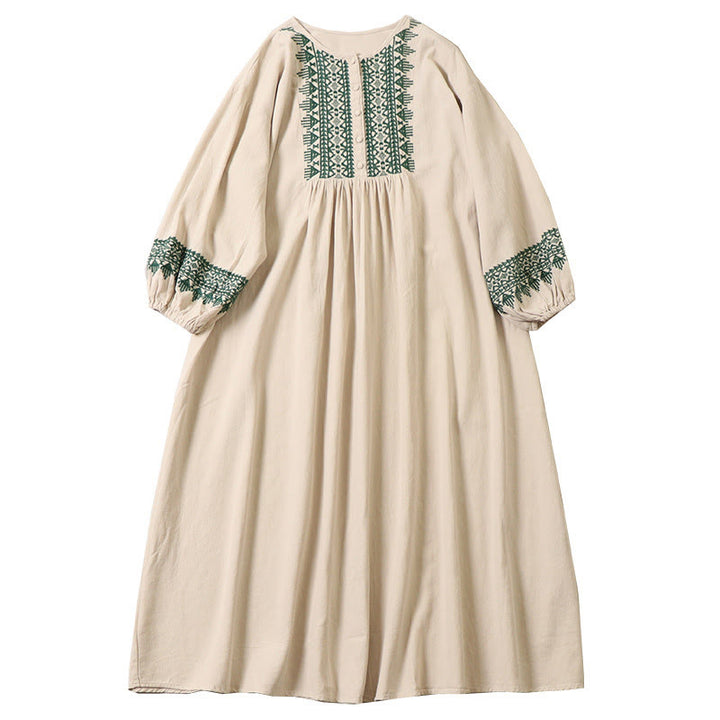Robe mi-longue décontractée en coton et lin avec broderie géométrique artistique et boutons sur le devant, manches longues lanternes - image 20