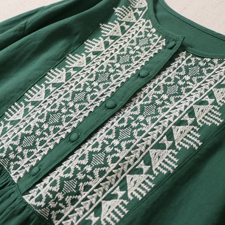 Robe mi-longue décontractée en coton et lin avec broderie géométrique artistique et boutons sur le devant, manches longues lanternes - image 2