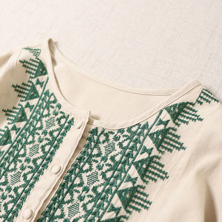 Robe mi-longue décontractée en coton et lin avec broderie géométrique artistique et boutons sur le devant, manches longues lanternes - image 14