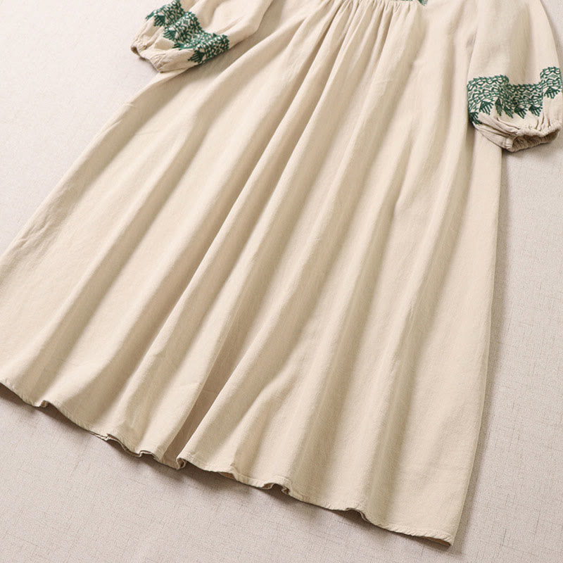 Robe mi-longue décontractée en coton et lin avec broderie géométrique artistique et boutons sur le devant, manches longues lanternes - image 13