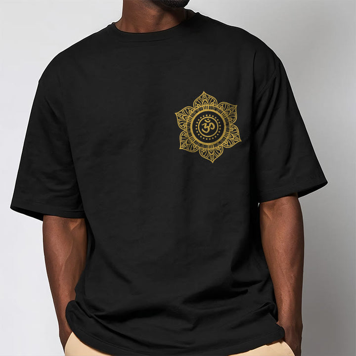 T-shirt à motif Mandala doré OM et Buddha Stones - image 4
