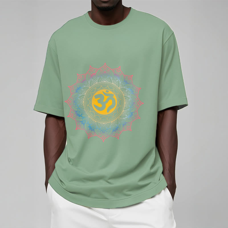 T-shirt à motif mandala OM dégradé de couleurs avec Buddha Stones - image 15