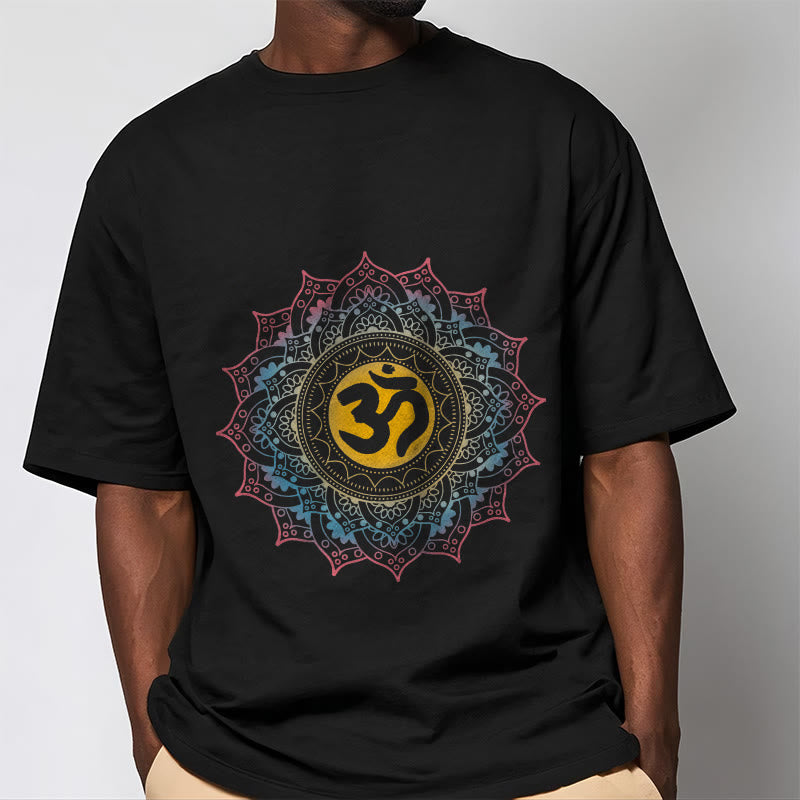 T-shirt à motif mandala OM dégradé de couleurs avec Buddha Stones - image 2