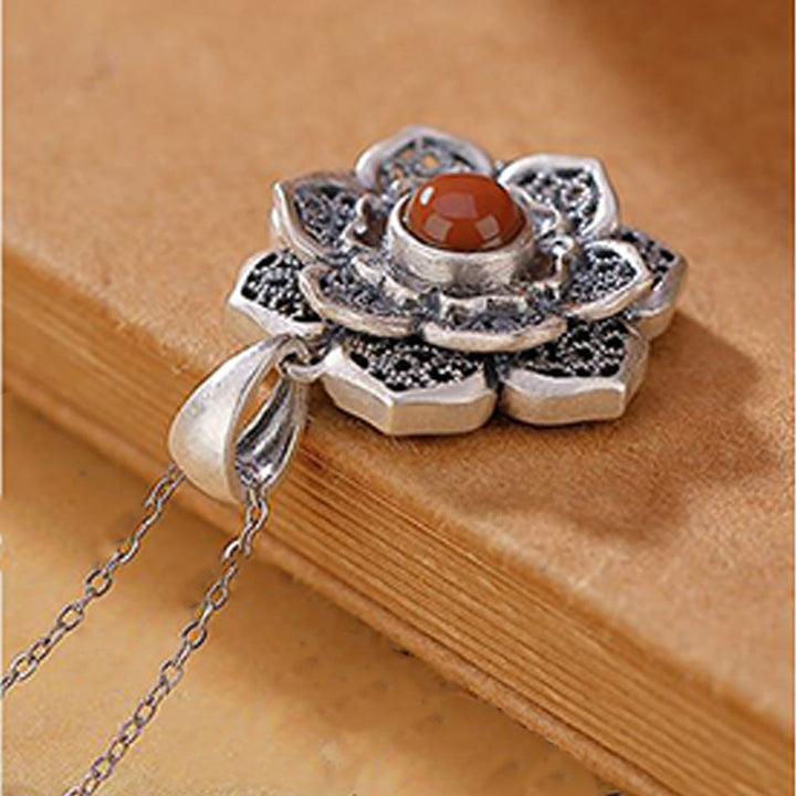 Collier pendentif en agate rouge et cuivre avec Buddha Stones tibétaines Om Mani Padme Hum et motif lotus - image 3