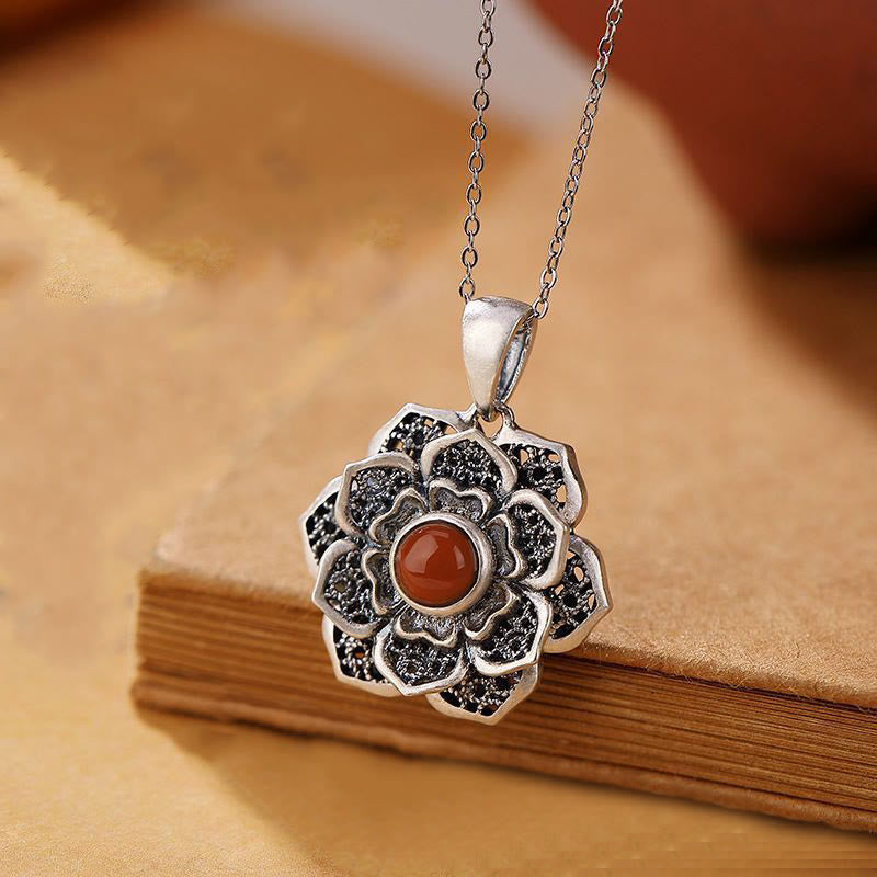 Collier pendentif en agate rouge et cuivre avec Buddha Stones tibétaines Om Mani Padme Hum et motif lotus - Om Mani Padme Hum et Lotus - image 1