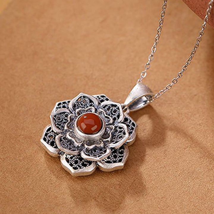 Collier pendentif en agate rouge et cuivre avec Buddha Stones tibétaines Om Mani Padme Hum et motif lotus - image 9