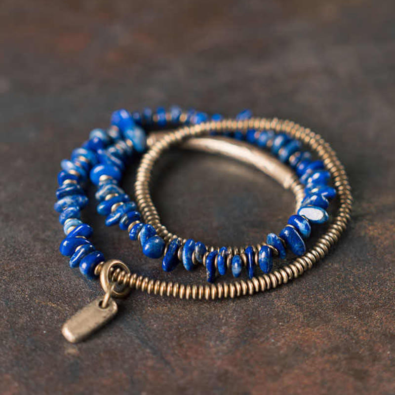 Bracelet d'équilibre en lazurite et lapis-lazuli de forme irrégulière, orné de Buddha Stones et d'un triple tour. - 6,7-6,9 pouces (17-17,5 cm) - image 0