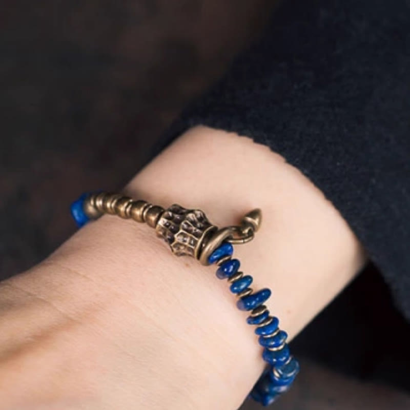Bracelet en lazurite et lapis-lazuli de forme irrégulière, orné de Buddha Stones, symbole de bon augure. - image 12