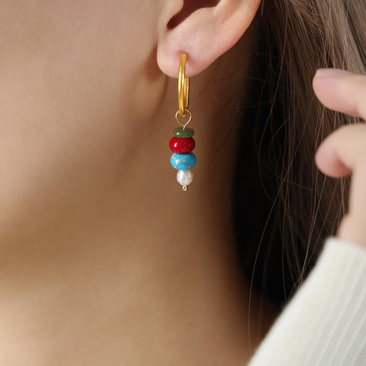 Boucles d'oreilles en acier titane et perles d'agate rouge naturelle avec pierres de Buddha Stones tibétaines Marnyi
