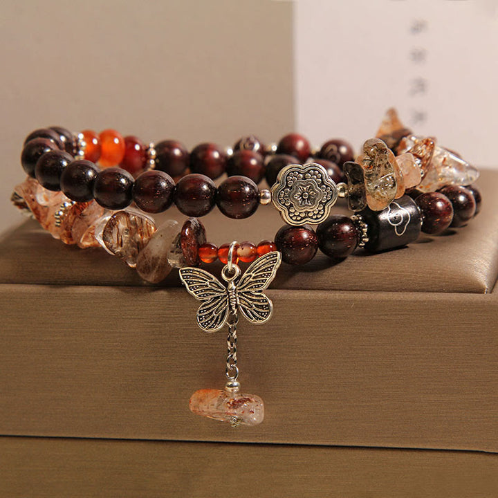 Bracelet à breloques papillon en bois de santal rouge et quartz rutile naturel à petites feuilles