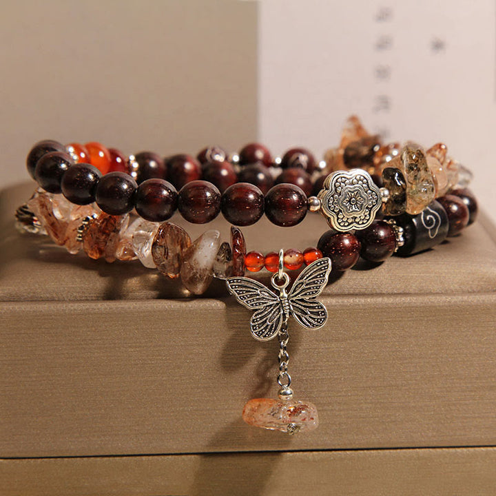 Bracelet à breloques papillon en bois de santal rouge et quartz rutile naturel à petites feuilles