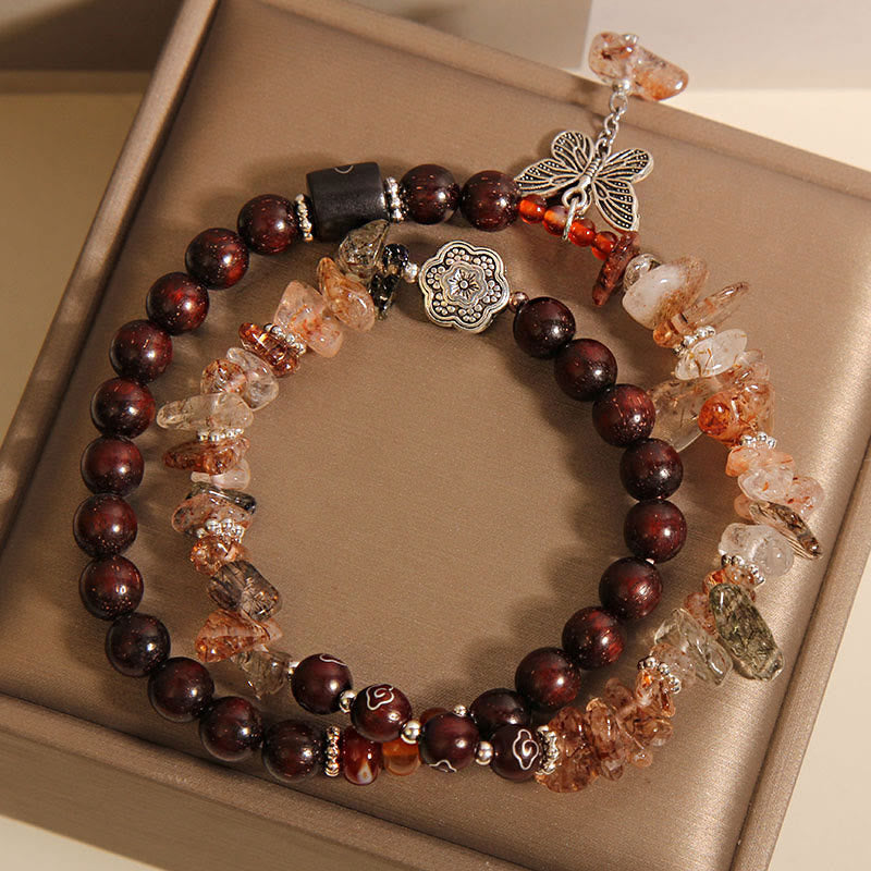 Bracelet à breloques papillon en bois de santal rouge et quartz rutile naturel à petites feuilles