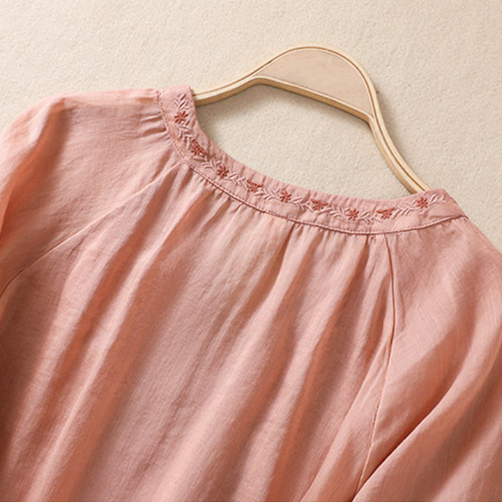Chemise femme en coton et lin à manches trois-quarts et motif brodé de Buddha Stones