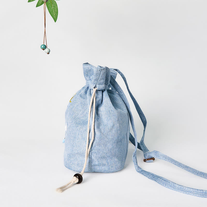 Sac à bandoulière en coton et lin brodé de Buddha Stones , cerf féerique bleu clair, nuages de bon augure