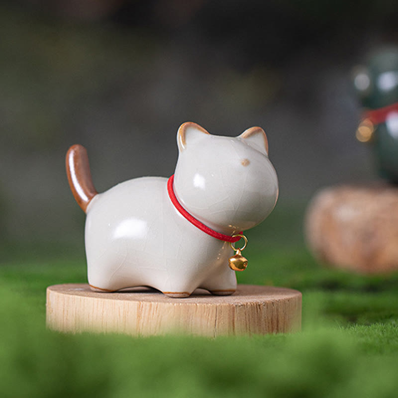 Figurine en céramique représentant un mini chat porte-bonheur debout, en forme de clochette rouge, en forme de pierre de Buddha Stones - image 3