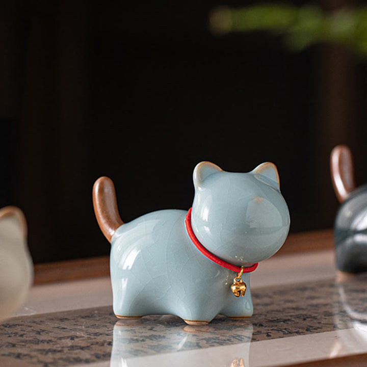 Figurine en céramique représentant un mini chat porte-bonheur debout, en forme de clochette rouge, en forme de pierre de Buddha Stones - image 17