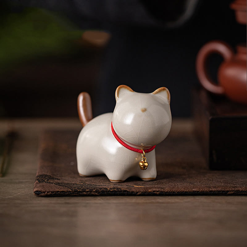 Figurine en céramique représentant un mini chat porte-bonheur debout, en forme de clochette rouge, en forme de pierre de Buddha Stones - image 2