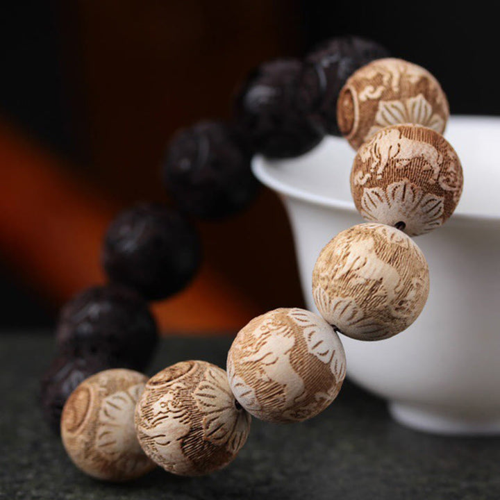 Bracelet de paix gravé en bois d'ébène et bois de camphre avec Buddha Stones et bœuf Yin Yang - image 2